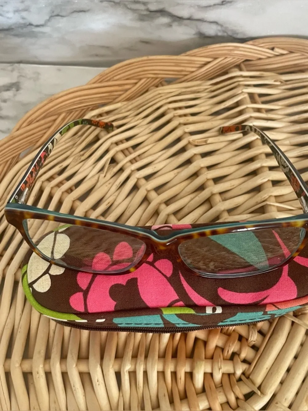 Vera Bradley Floral interior Tortoise exterior Prescription Glasses & case NWOT